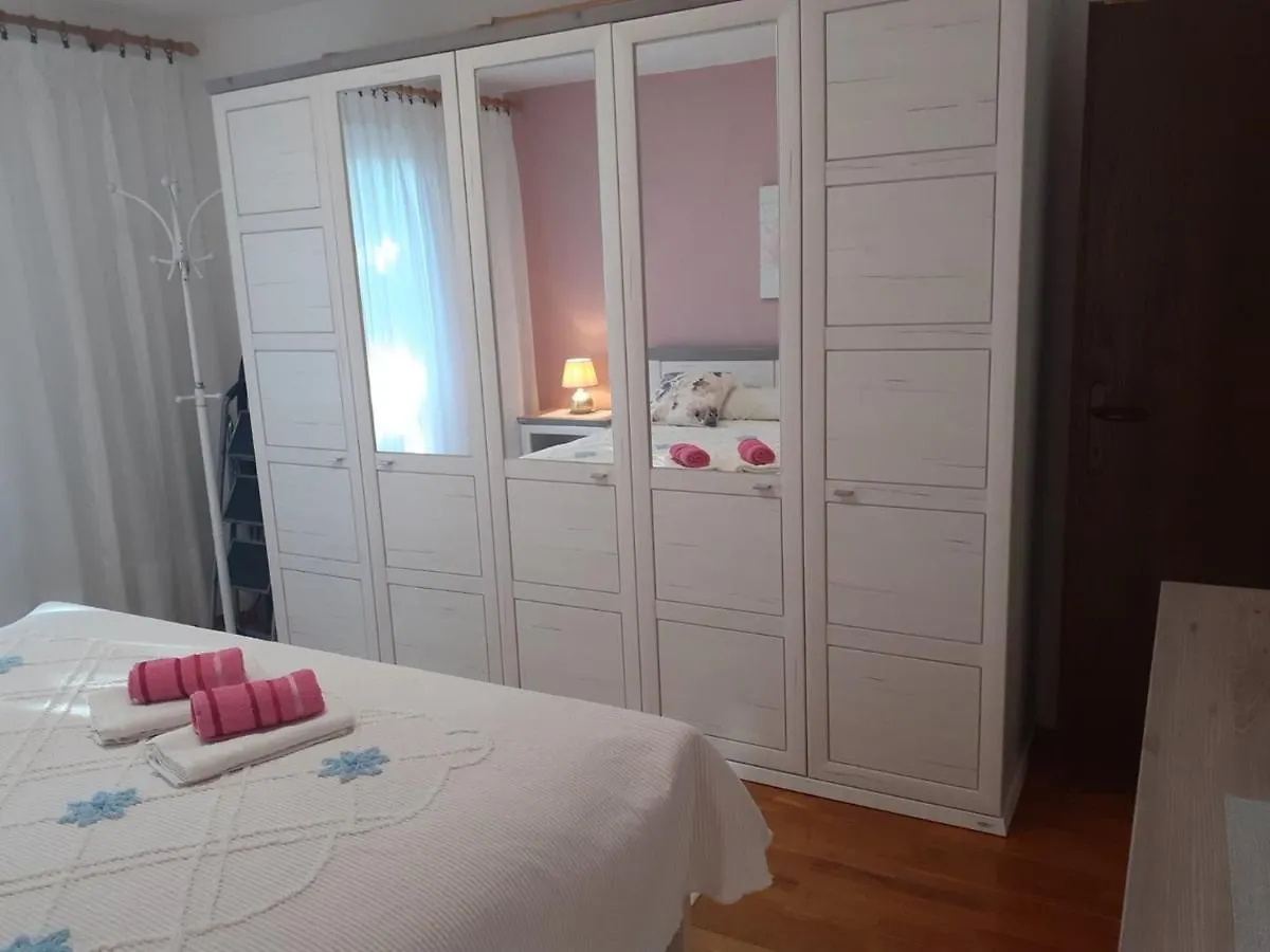 Apartment Noemi ポレッチ クロアチア