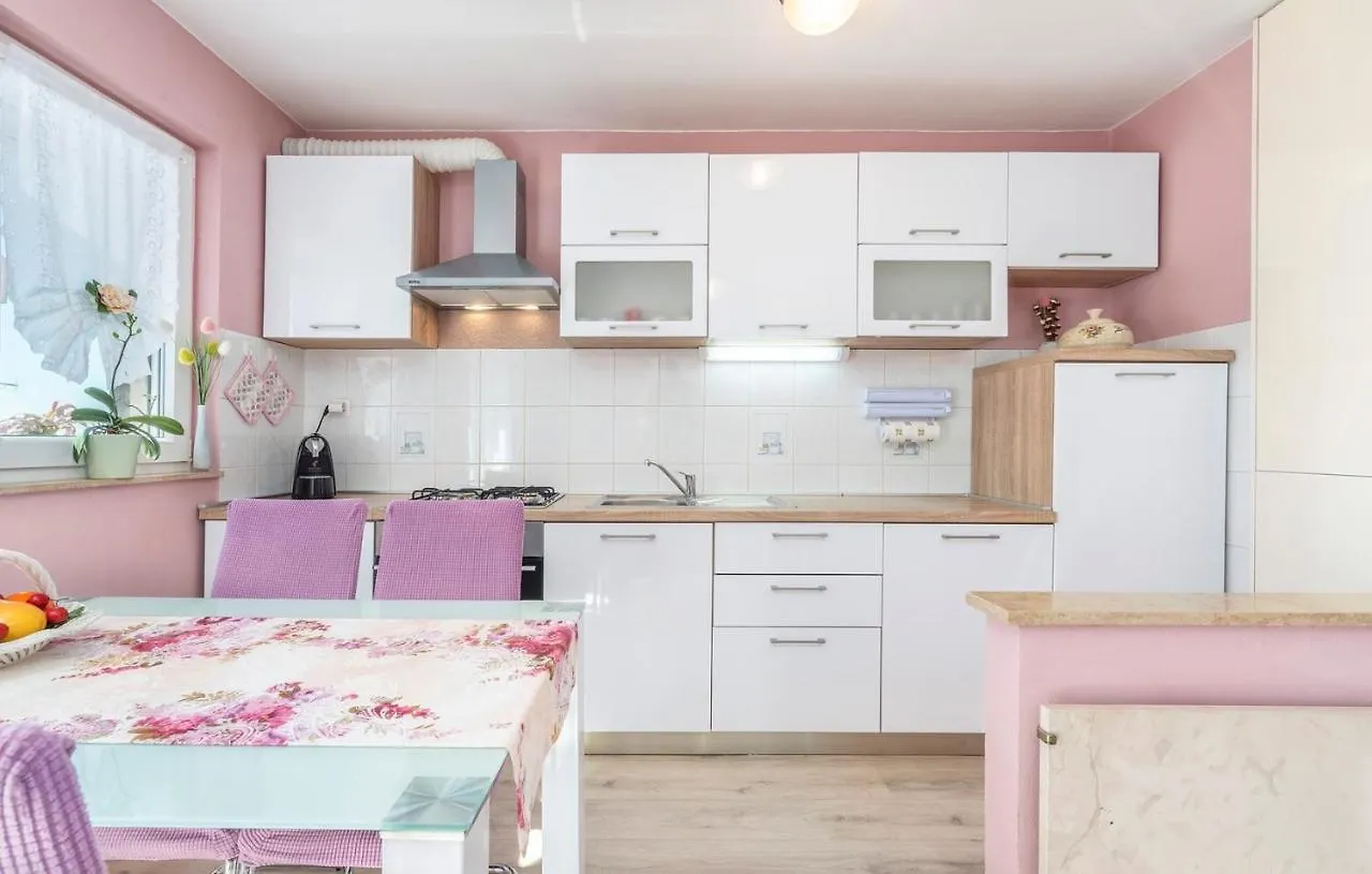 Apartment Noemi Poreč